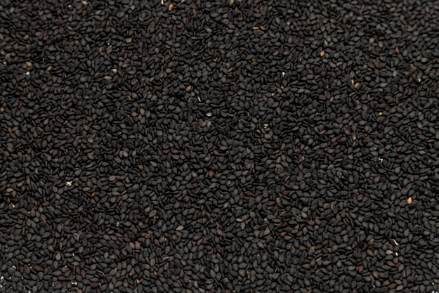 Whole Black Sesame Seeds (1LB.)